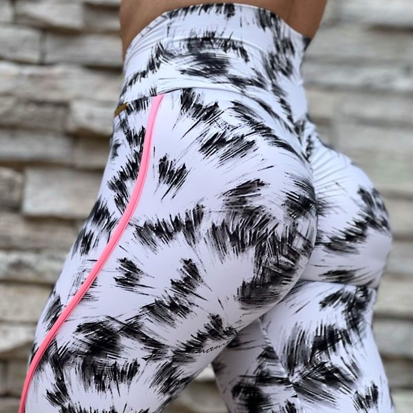 Legging Recorte Empina Bumbum Scribble Exclusiva - Image 2