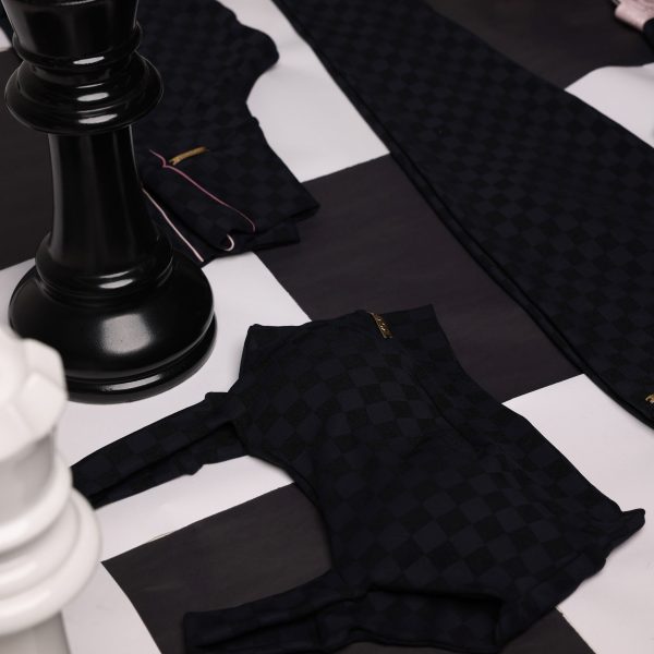 TOP FAIXA JACQUARD XEQUE-MATE PRETO - Image 6