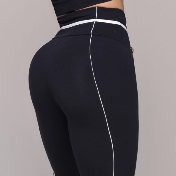LEGGING QUEENS PRETA COM BRANCO - Image 2
