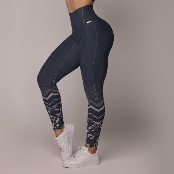 LEGGING COMUM JACQUARD ANIMAL COM BRANCO - Imagem 3