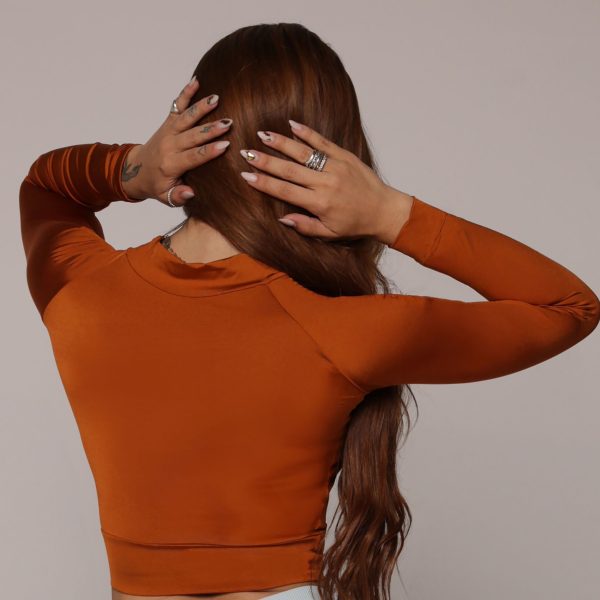 CROPPED CARMEL MANGA LONGA CARAMELO - Imagem 3