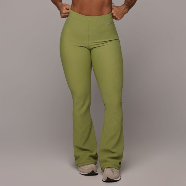 CALÇA FLARE JACQUARD CANELADO VERDE OLIVA - Imagem 2